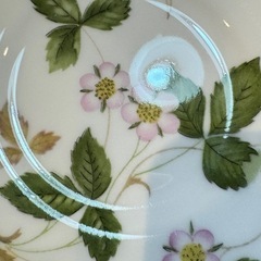 A7179【ウェッジウッド】ワイルドストロベリー ピオニー 4点セット カップ ソーサーの画像