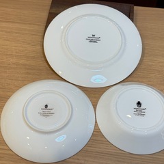 A7179【ウェッジウッド】ワイルドストロベリー ピオニー 4点セット カップ ソーサーの画像