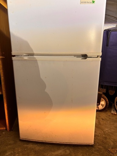 中古90L冷蔵庫