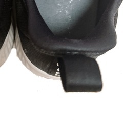 adidas スニーカー ネイビー 軽量 ランニングシューズ 23.5cmの画像