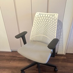 【3点セット】デスク/イス/スタンドライトの画像