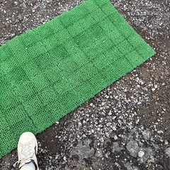 人工芝 30×60 サイズ24個分の画像