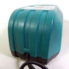 マキタ バッテリー充電器 DC07SA 7.2V用 充電器 makita ☆ 札幌市 北区 屯田 の画像