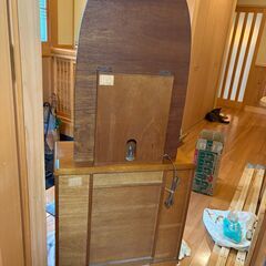 木製ドレッサーの画像