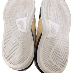 PUMA プーマ スニーカー ブラック ゴールド 24cmの画像