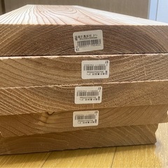 木材（国産杉無垢材）
の画像