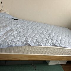 【利用2.5年】シングルベッド／マットレスセットの画像