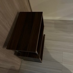 サイドテーブルの画像