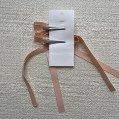 ピンクリボンヘアアクセサリー2個セットの画像