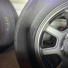 ハイエース　15インチ タイヤ・ホイールセットの画像