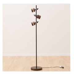 ニトリ　
フロアランプの画像