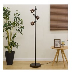 ニトリ　
フロアランプの画像