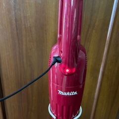 マキタ　ハンディ掃除機
の画像