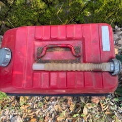 ガソリン携行缶の画像