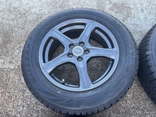 205/60R16 スタッドレスタイヤ アルミ付4本セット ブリザック VRX2