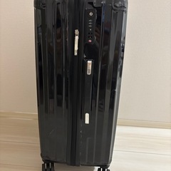 スーツケース(受け渡し予定者あり)の画像