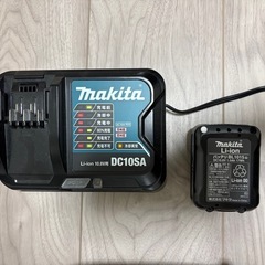 マキタ掃除機+バッテリー他セットの画像