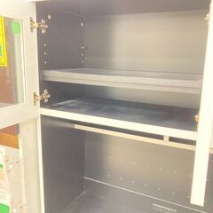 A-936【リユースのサカイ野々市店】ジモティ来店特価‼ 食器棚 木製 ホワイト クリーニング済みの画像
