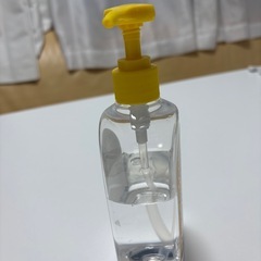 手ピカジェル　黄色　300ml 開封済みの画像