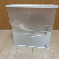 米びつ　10キロの画像