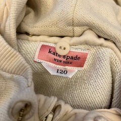 ケイトスペード キッズ パーカー 120 ベージュ ペプラム フリルの画像