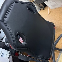 ゲーミングチェア　ブラックの画像