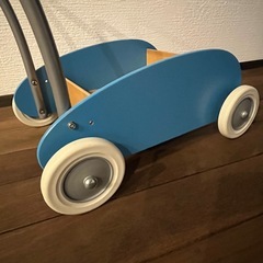 IKEA MULA ベビーウォーカー　手押し車の画像