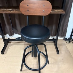 カウンターテーブル&チェアの画像