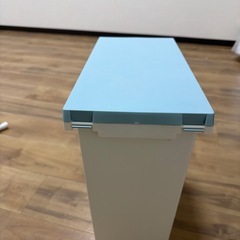 ゴミ箱の画像
