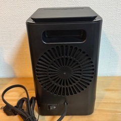 セラミックヒーター　小型　首振りの画像