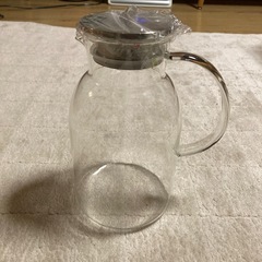 ガラス製のジャグの画像