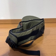 hippychick ヒップシート グリーン色 子ども 抱っこ負担軽減 調整可能の画像