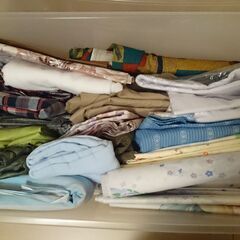 色々な布《衣装ケース３個分》の画像