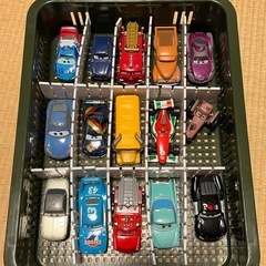 トミカ　カーズ　43台セットの画像