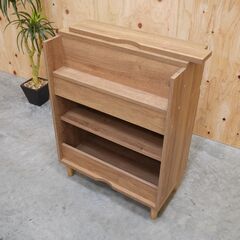 ≪zyt2656ジ限≫ 美品 wifiルーターキャビネット 電源タップ隠し 　　　コンパクトサイドラック/ルーター収納/サイドボード/コンパクト/おしゃれ/北欧風/脚付き/一人暮らし/中古家具/リユースストレージ仙台 071219-13の画像