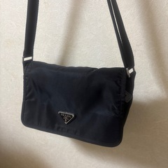 PRADA ショルダーバッグの画像