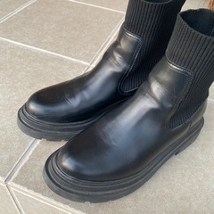 GU  ブーツ（レディース）　Mサイズの画像