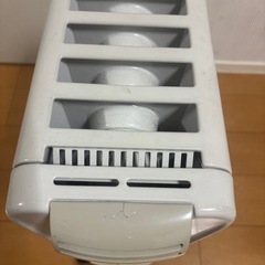 デロンギ オイルヒーター（キャスター付き／タイマー付）動作確認済みの画像