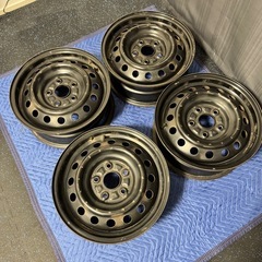 【中古】スチールホイール 15×6JJ 5H PCD114.3 +28 7kg φ11  4本　の画像