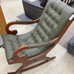 ロッキングチェア 革張りの画像
