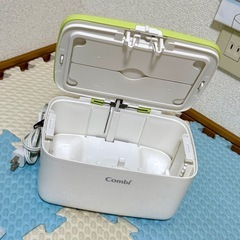 Combi クイックウォーマー COMPACT おしりふき温め器の画像
