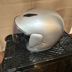 ジェットタイプヘルメット
の画像