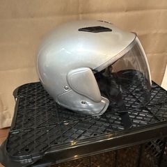 ジェットタイプヘルメット
の画像