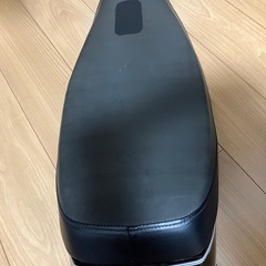 SR400 純正シート　補修シールを使用の画像