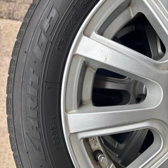 スタッドレスタイヤ 175/65R15 84Q 18年製の画像