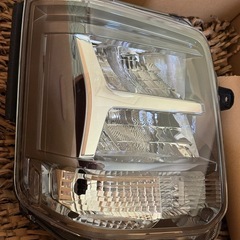 エブリイワゴン　6型用　純正ヘッドライトの画像