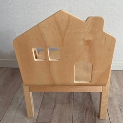 木製チャイルドチェアの画像