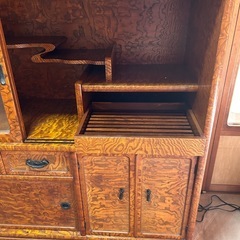 和食器棚の画像