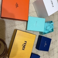 ブランド箱いろいろの画像