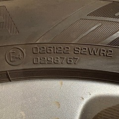 ベンツ　W205 スタッドレスタイヤ、ホイール付きの画像